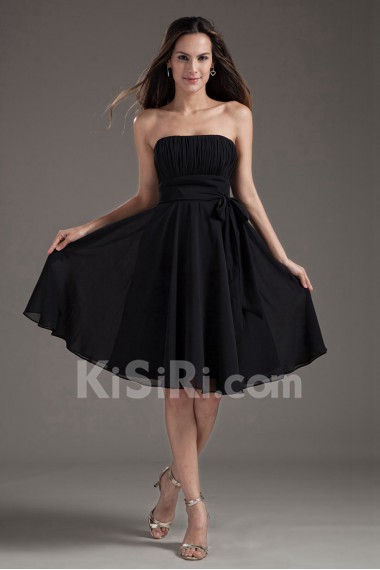 Chiffon Strapless Black Knee Length Dress with Sash