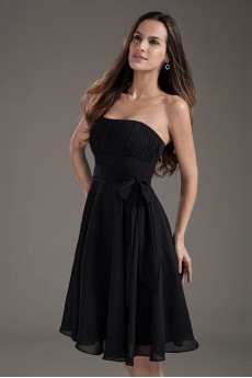 Chiffon Strapless Black Knee Length Dress with Sash