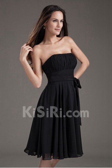 Chiffon Strapless Black Knee Length Dress with Sash